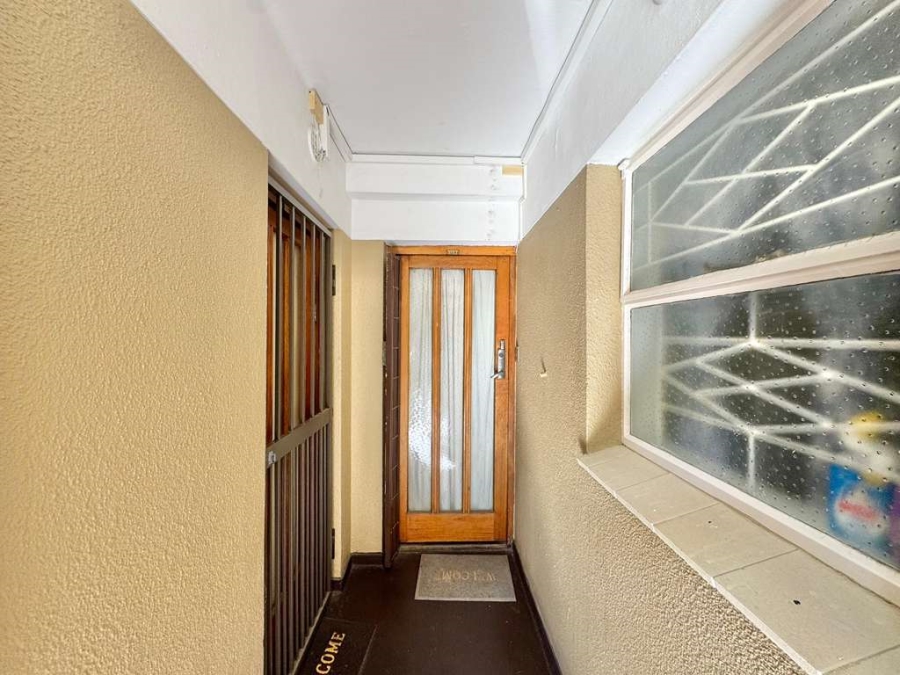 1 Bedroom Property for Sale in Rosebank Western Cape